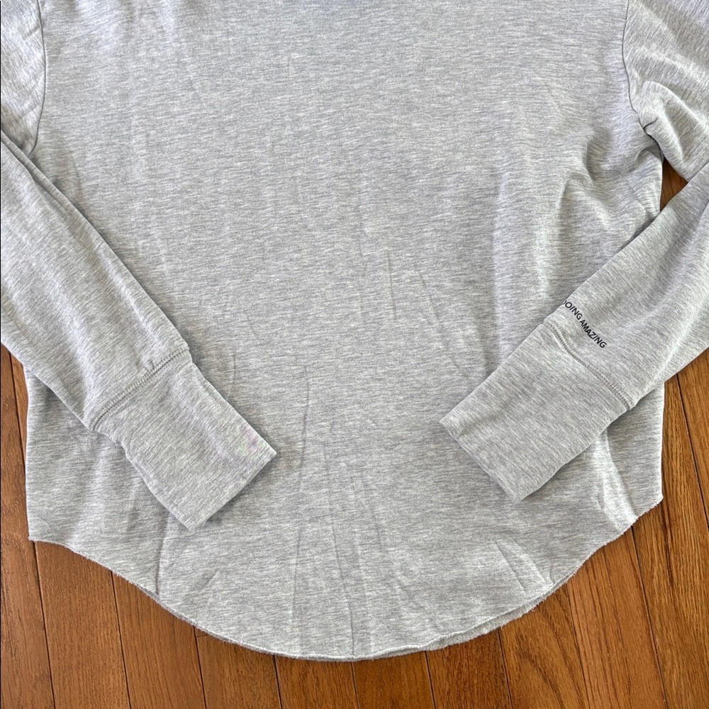 Aerie Gray Turtleneck Sweatshirt (Your Doing Amazing) Size Small Oversized - Picture 3 of 7